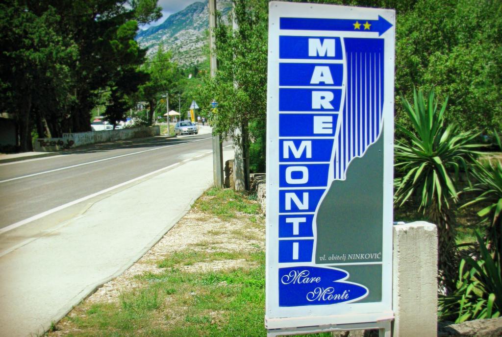 Apartments And Rooms Mare-Monti Starigrad Paklenica Buitenkant foto